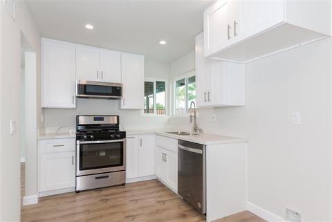 1547 Rolling Hills Dr, Oceanside, CA 92056 photo 9