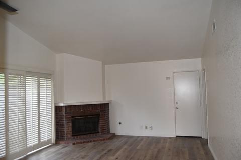 2343 Willowbrook, Escondido, CA 92029 photo 4