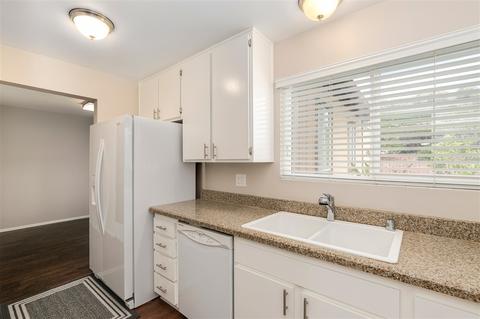 4754 Canterbury Ct, Oceanside, CA 92056 photo 9