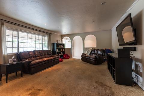 1933 Kinross Ct, Escondido, CA 92027 photo 6