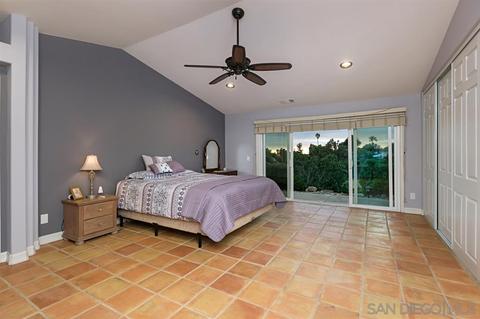 757 Mason Cir, Vista, CA 92084 photo 9