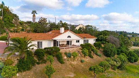 757 Mason Cir, Vista, CA 92084 photo 2