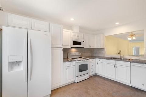 3109 Evening Way #B, La Jolla, CA 92037 photo 4