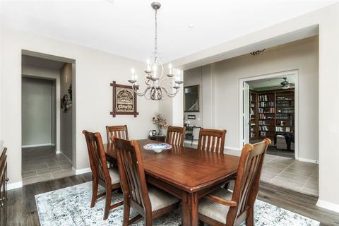 2339 Carioca, Vista, CA 92084 photo 7