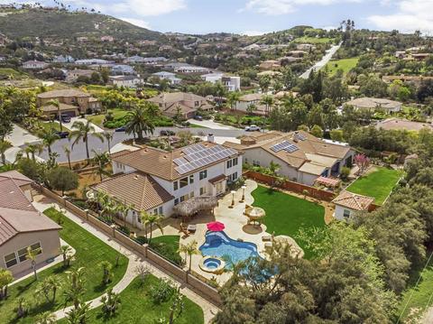 2339 Carioca, Vista, CA 92084 photo 1