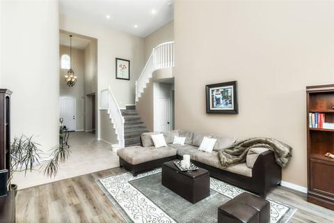 2339 Carioca, Vista, CA 92084 photo 9