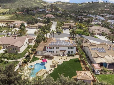 2339 Carioca, Vista, CA 92084 photo 5