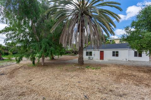 355 East Dr, Vista, CA 92083 photo 4