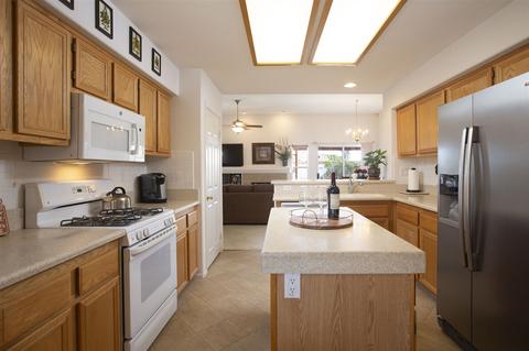 485 Christina Ct, Oceanside, CA 92058 photo 7