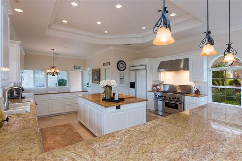 3154 Reche Rd, Fallbrook, CA 92028 photo 2