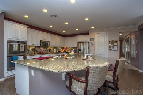 2078 James Gaynor St, Fallbrook, CA 92028 photo 3