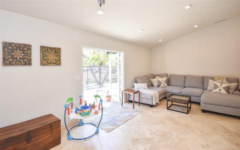 4909 Meadowbrook Dr, Oceanside, CA 92056 photo 4