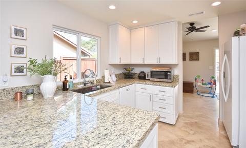 4909 Meadowbrook Dr, Oceanside, CA 92056 photo 9