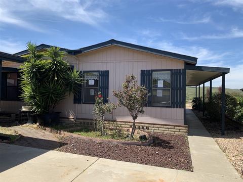 5206 Colonial Way, Oceanside, CA 92057 photo 2