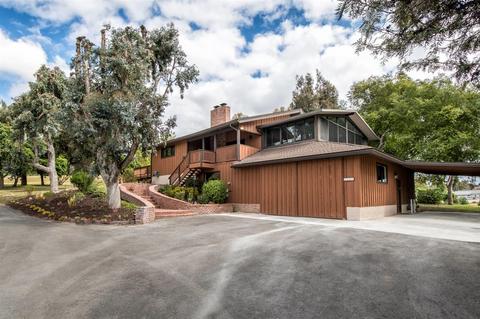 1315 Ridge Rd, Vista, CA 92081 photo 1