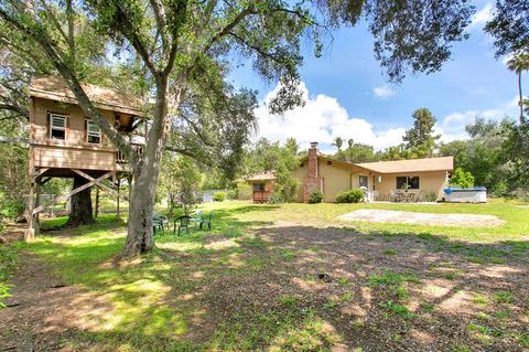1445 York Dr, Vista, CA 92084 photo 5