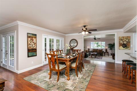 1445 York Dr, Vista, CA 92084 photo 1