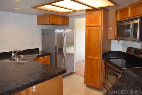6906 Peach Tree Rd, Carlsbad, CA 92011 photo 4