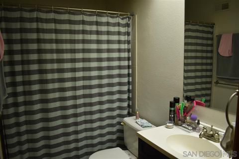 6906 Peach Tree Rd, Carlsbad, CA 92011 photo 16