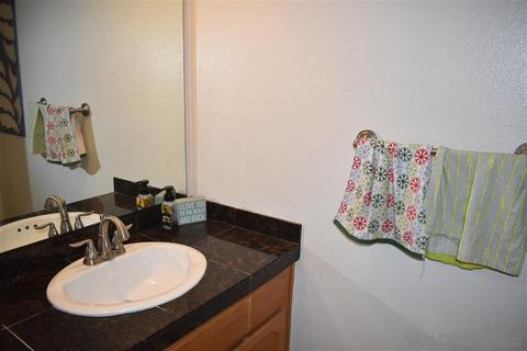 6906 Peach Tree Rd, Carlsbad, CA 92011 photo 10