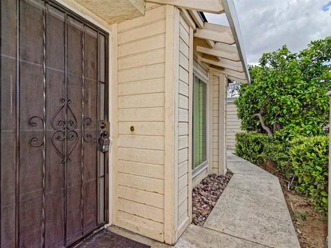 8855 Tamberly Way #A, Santee, CA 92071 photo 2