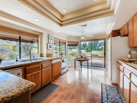 2751 Almendra Ct, Fallbrook, CA 92028 photo 8