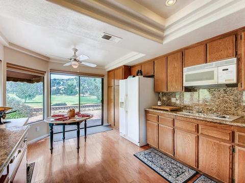 2751 Almendra Ct, Fallbrook, CA 92028 photo 9