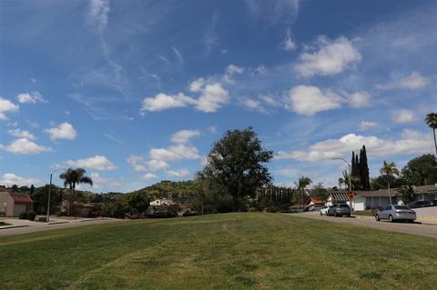 1060 Harding St, Escondido, CA 92027 photo 24