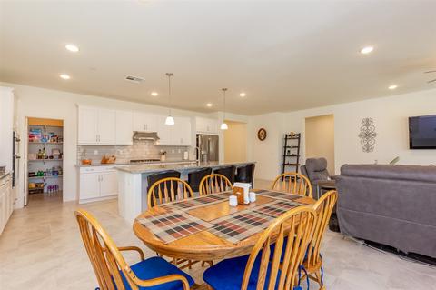 9508 Coolwater Way, Santee, CA 92071 photo 16
