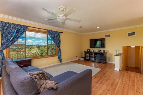 1925 Townsend Pl, El Cajon, CA 92019 photo 6