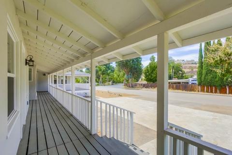 997 Sycamore, El Cajon, CA 92019 photo 3