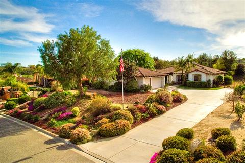 3657 Genista Pl, Fallbrook, CA 92028 photo 4
