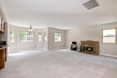 13093 Treecrest St, Poway, CA 92064 photo 9