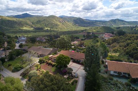 2811 Sunset Hls, Escondido, CA 92025 photo 1