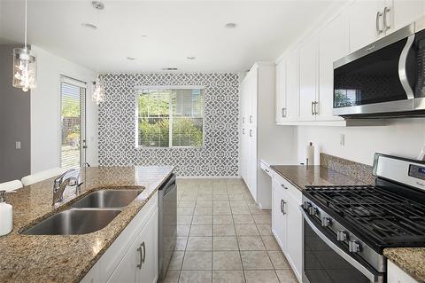 3202 Beven Dr, Escondido, CA 92027 photo 5