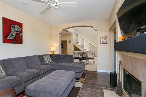 3081 Via Maximo, Carlsbad, CA 92009 photo 11