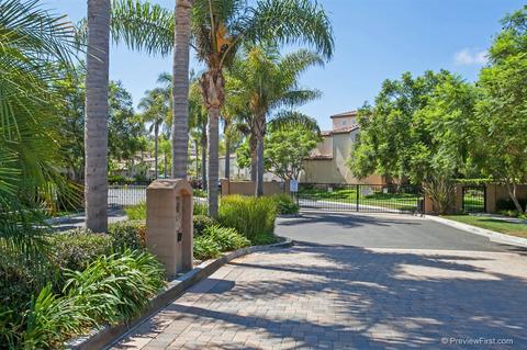 3081 Via Maximo, Carlsbad, CA 92009 photo 22
