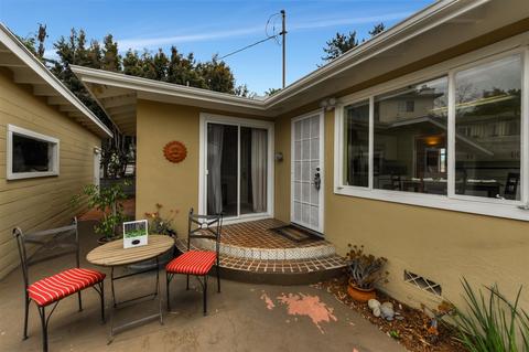 742 Crescent Dr, Vista, CA 92084 photo 19