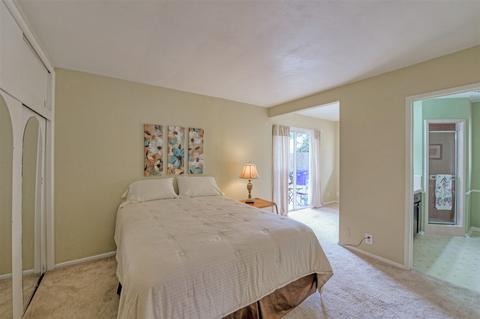 742 Crescent Dr, Vista, CA 92084 photo 10
