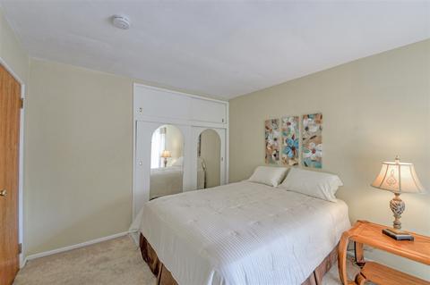 742 Crescent Dr, Vista, CA 92084 photo 13