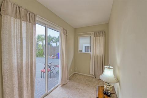 742 Crescent Dr, Vista, CA 92084 photo 11
