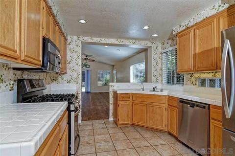 2187 Larkspur, Alpine, CA 91901 photo 4