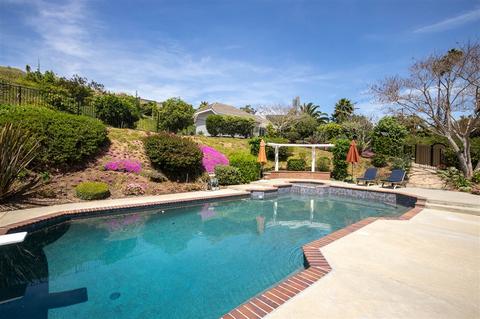 801 Sugarbush Dr, Vista, CA 92084 photo 18