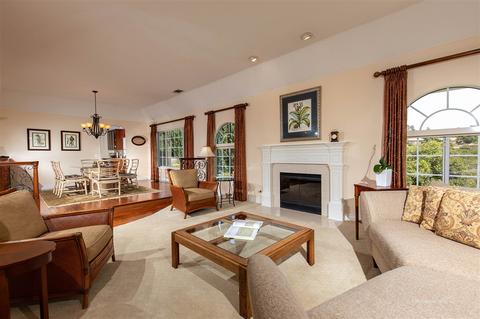 801 Sugarbush Dr, Vista, CA 92084 photo 6
