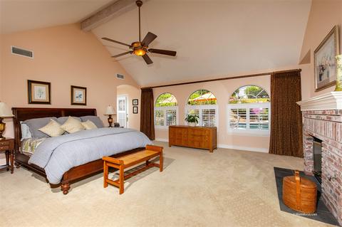 801 Sugarbush Dr, Vista, CA 92084 photo 13