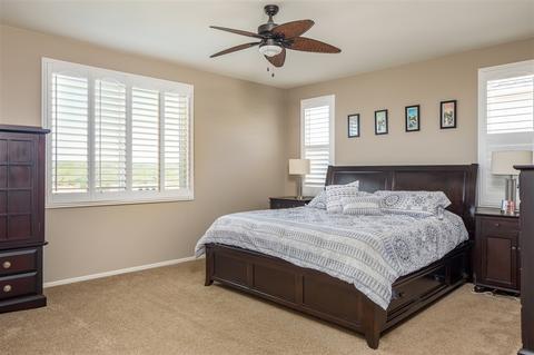 1131 Vista Pointe Blvd, Oceanside, CA 92057 photo 9