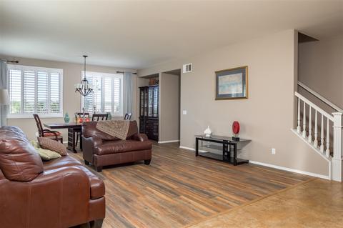 1131 Vista Pointe Blvd, Oceanside, CA 92057 photo 5