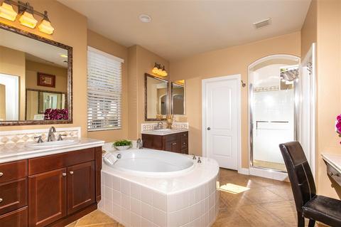 2584 Ingleton Ave, Carlsbad, CA 92009 photo 16