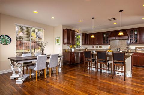 2584 Ingleton Ave, Carlsbad, CA 92009 photo 5
