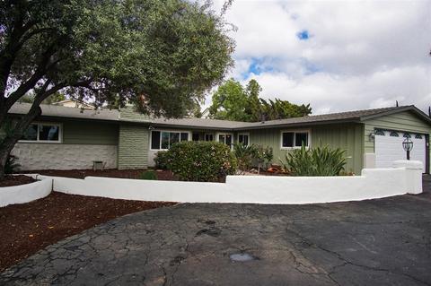 2002 Sunset Dr, Escondido, CA 92025 photo 3